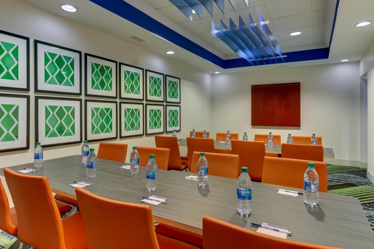 Holiday Inn Express Hotel & Suites Dayton-Centerville By Ihg Zewnętrze zdjęcie